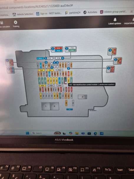 Vehicle fuse diagram on screen wash pump